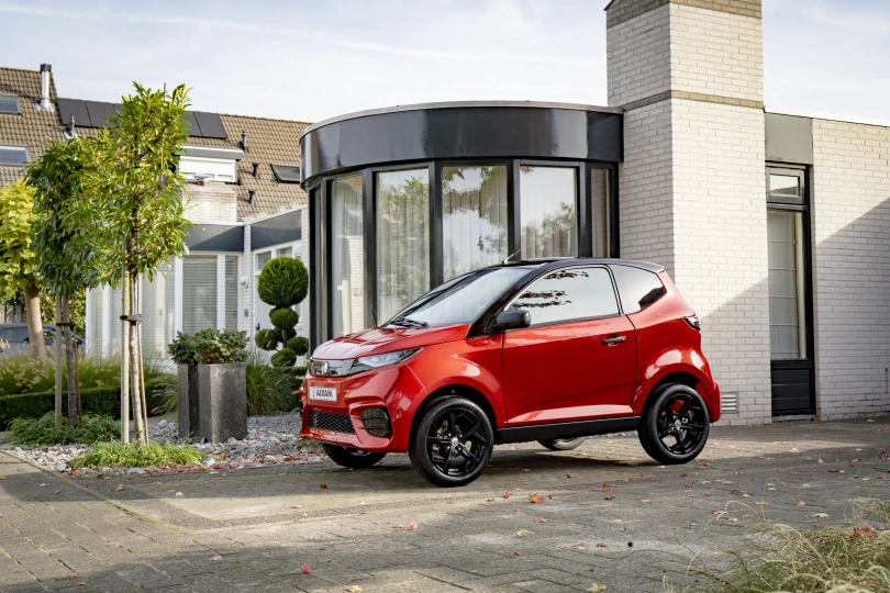 Leichtkraftfahrzeuge AIXAM City 34AV_RED_ECITSPO_PNG (2).jpg