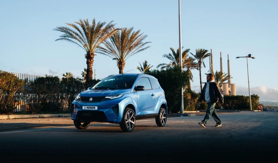 Leichtkraftfahrzeuge AIXAM Crossover SITU_CROOVR_BLS_PNG (3).jpg