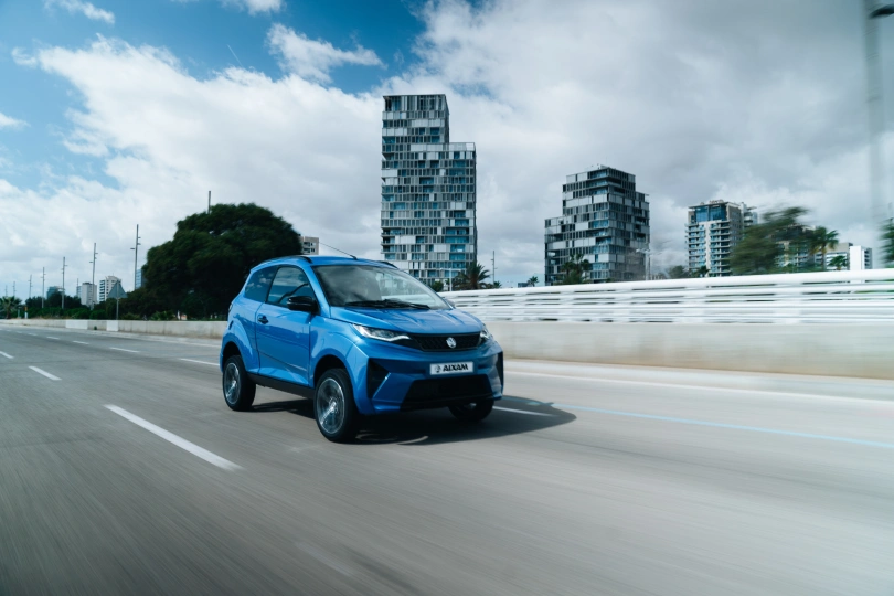 Leichtkraftfahrzeuge AIXAM Crossover SITU_CROOVR_BLS_PNG (5).jpg