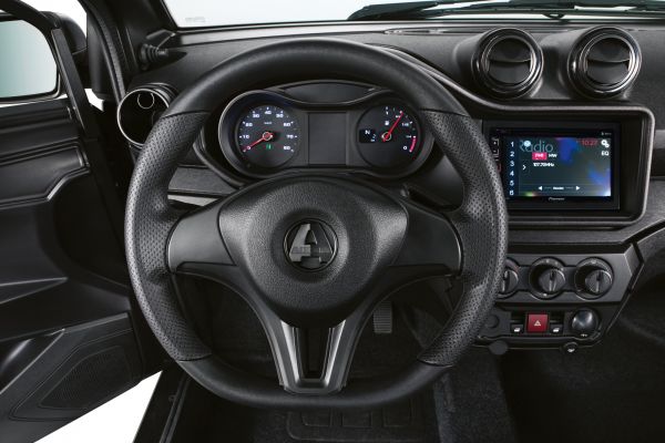 Leichtkraftfahrzeuge AIXAM City CITPAC_DETZ_INTE_TdB Pack 6pouces Radio.jpg