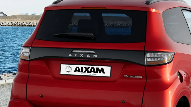 Leichtkraftfahrzeuge AIXAM e Crossover CROPRE_RED_34AR_JPG.jpg
