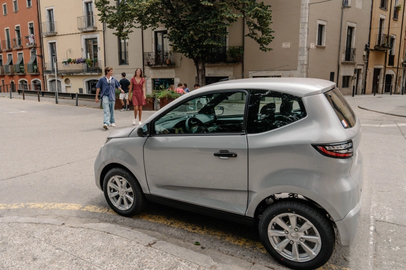 Leichtkraftfahrzeuge AIXAM e City SITU_CITPACK_SILV_PNG (19).jpg