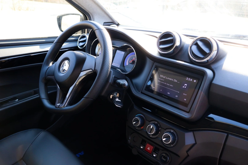 Leichtkraftfahrzeuge AIXAM e Coupé 6.jpg
