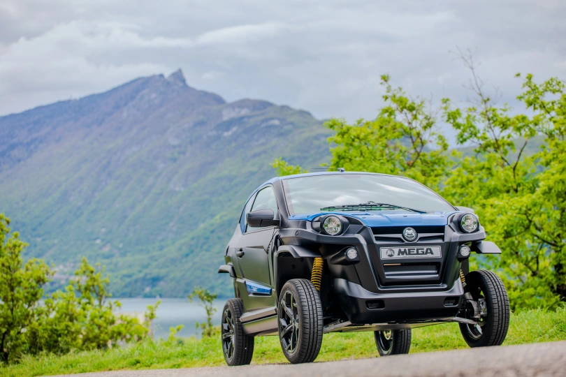 Leichtkraftfahrzeuge AIXAM e-Scouty 1.jpg