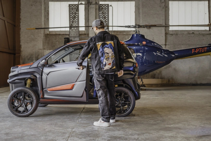 Leichtkraftfahrzeuge AIXAM e-Scouty ESCOUTY_PROF_RED_JPG.jpg