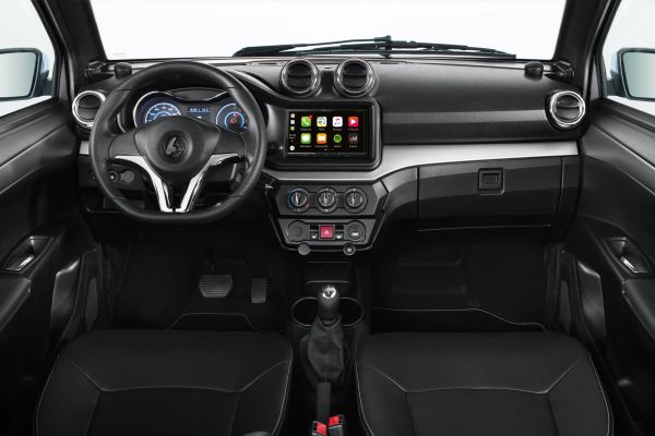 Leichtkraftfahrzeuge AIXAM Coupé MULTIA_DETZ_INTE_PremiumTdBAlu7pouces AppleCar.jpg